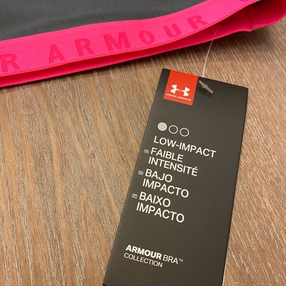 UNDER ARMOUR Asymmetric Low-Impact Sports Bra - Picture 10 of 13
